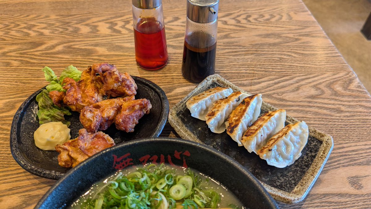 あくた tweet media