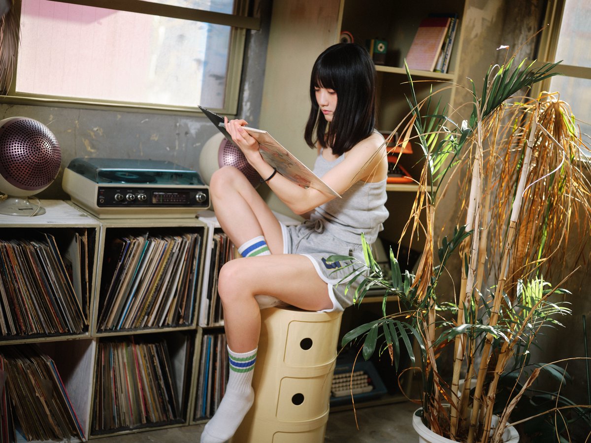 ่ผไน็ฝ tweet media