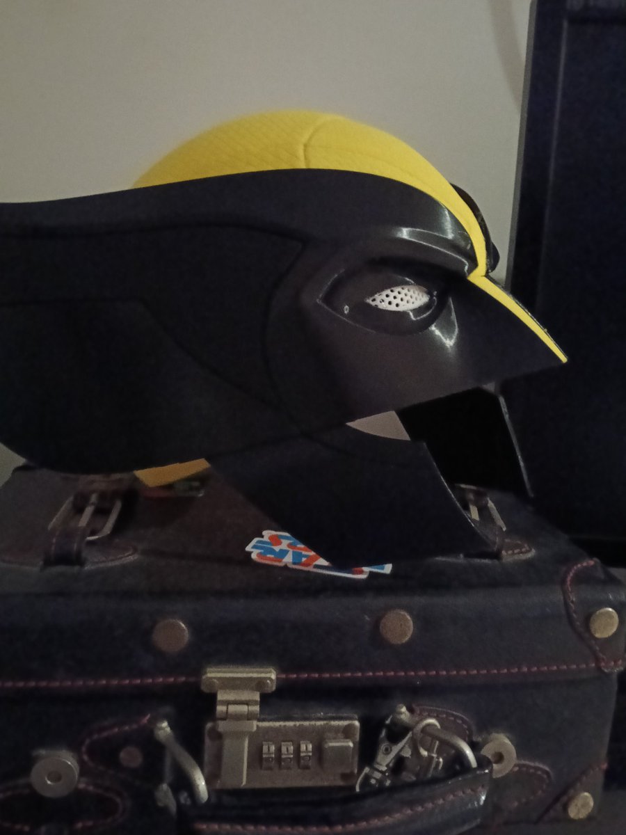 Naddleslee's tweet image. When your boss owns a 3D printer and is also #Awesome 😊 it's a little big but I'll work on that. 
(Also no I'm not bruised, I bloody burnt myself putting the parts together... I know I'm about as useful as tits on a bull😂). 
#Wolverine #Cowl