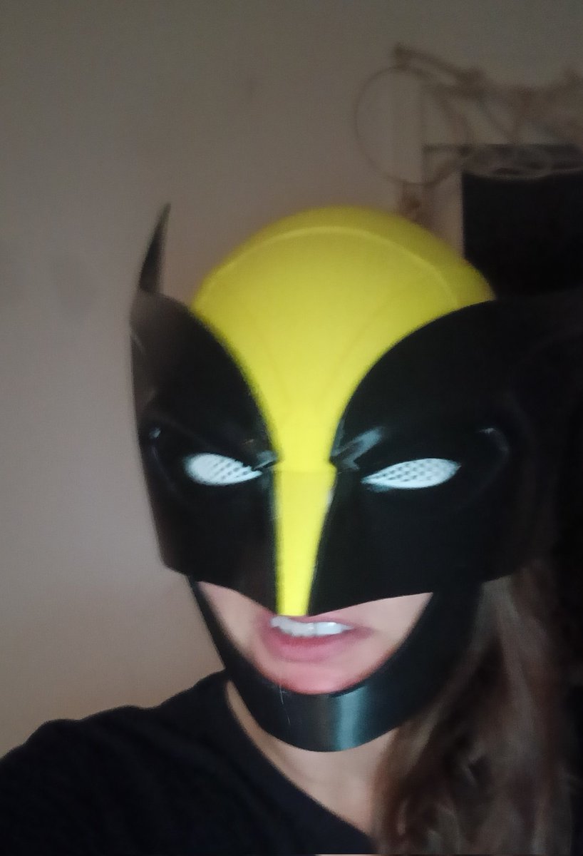 Naddleslee's tweet image. When your boss owns a 3D printer and is also #Awesome 😊 it's a little big but I'll work on that. 
(Also no I'm not bruised, I bloody burnt myself putting the parts together... I know I'm about as useful as tits on a bull😂). 
#Wolverine #Cowl