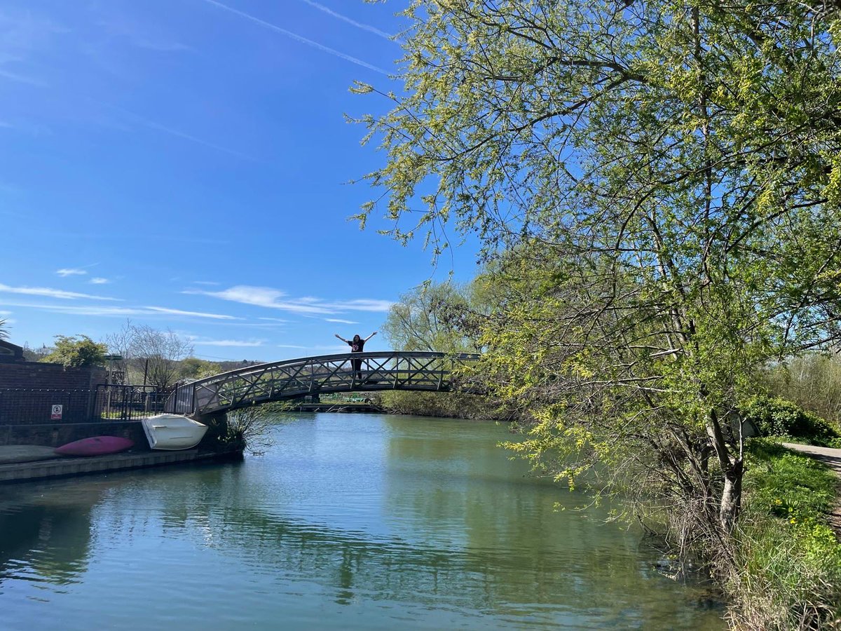 KateFinn7's tweet photo. Great time in Oxford over the Easter Bank Holiday weekend!! Walking along the Thames and canals was fabulous and brought back nice memories x https://t.co/bRQ1bVF1Lz