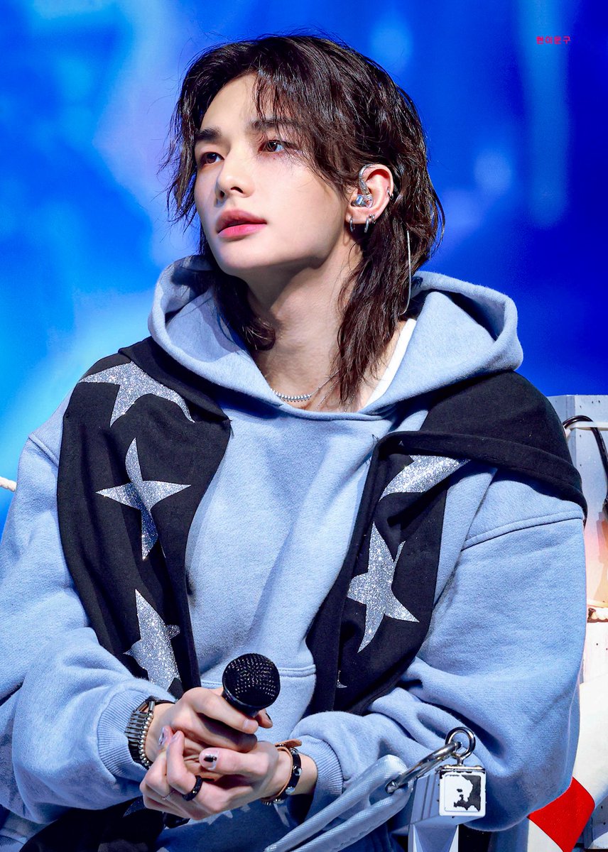 현이문구🫶 tweet media