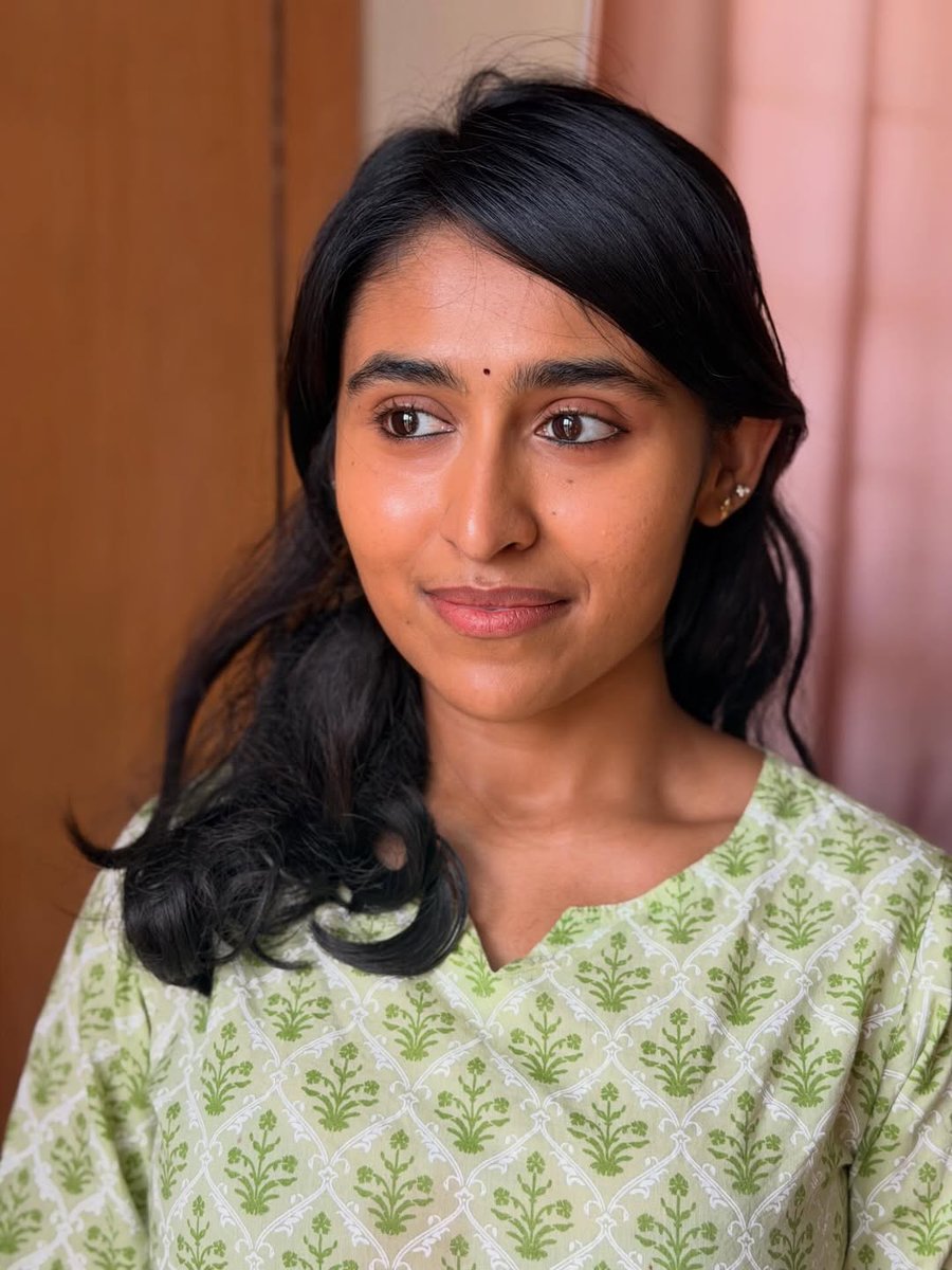 ActrezHub's tweet photo. #DeepthieOrintelu #Deepthie https://t.co/nBZ6S83WOc
