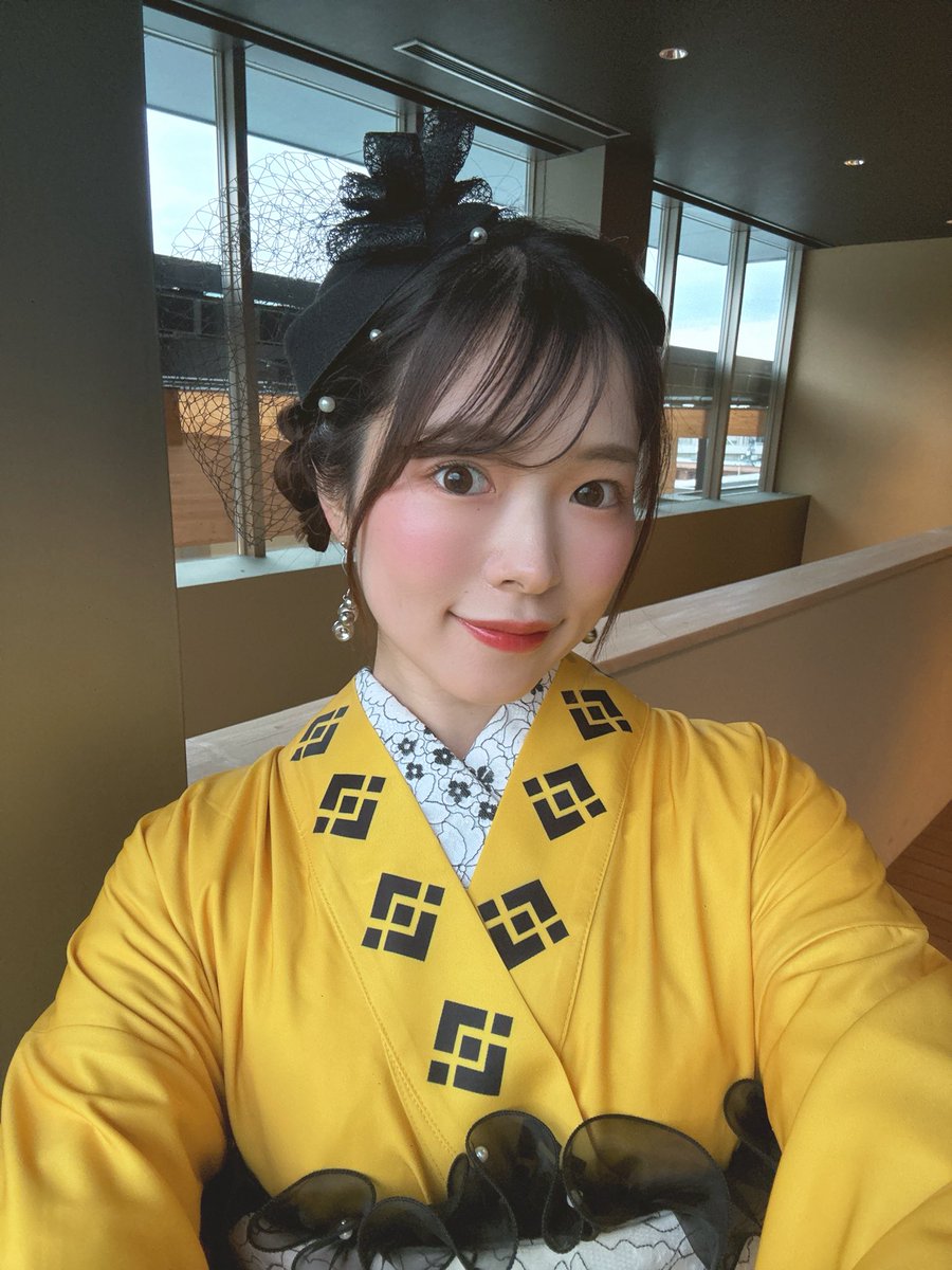 sana__hashimoto's tweet photo. ／
TEAMZ
1日目にきました🥰
＼

八芳園での開催...🌸
凄い...!

BINANCE着物を着ました〜👘
凄い豪華...✨
#BINANCEJAPAN #TEAMZ https://t.co/JWUOON7Igy