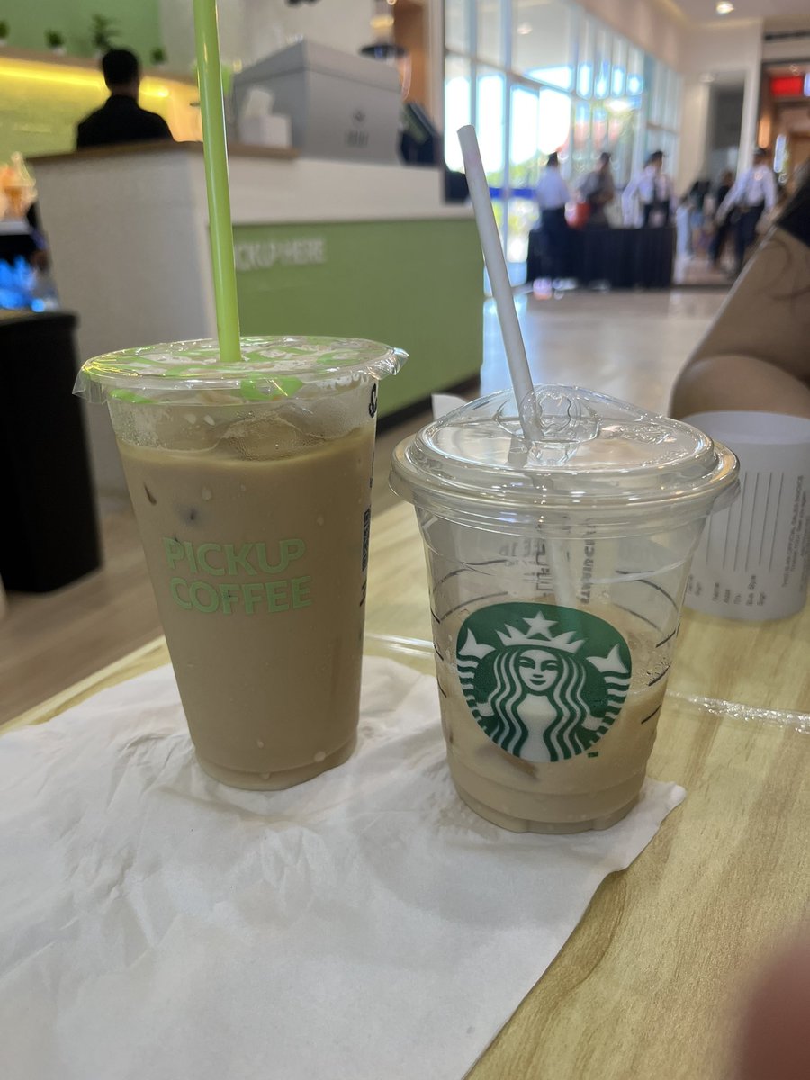Wow this is serious good cup of iced latte!!! #pickupcoffee #pickupcoffeeph @pickupcoffeeph 

Spanish Latte
Regular size
Php 75 👍👍👍
HKD 9.75
USD 1.25
GBP 0.95

Starbucks Iced Latte was a regular Iced Latte with extra sugar
Php 190 😔

No need to explain the diiference