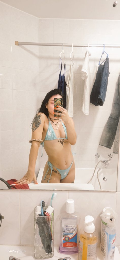 ShannonZinn94's tweet photo. Join us on whatsapp
Seductive 
https://t.co/YroxWWQegV https://t.co/TC696mLu6y