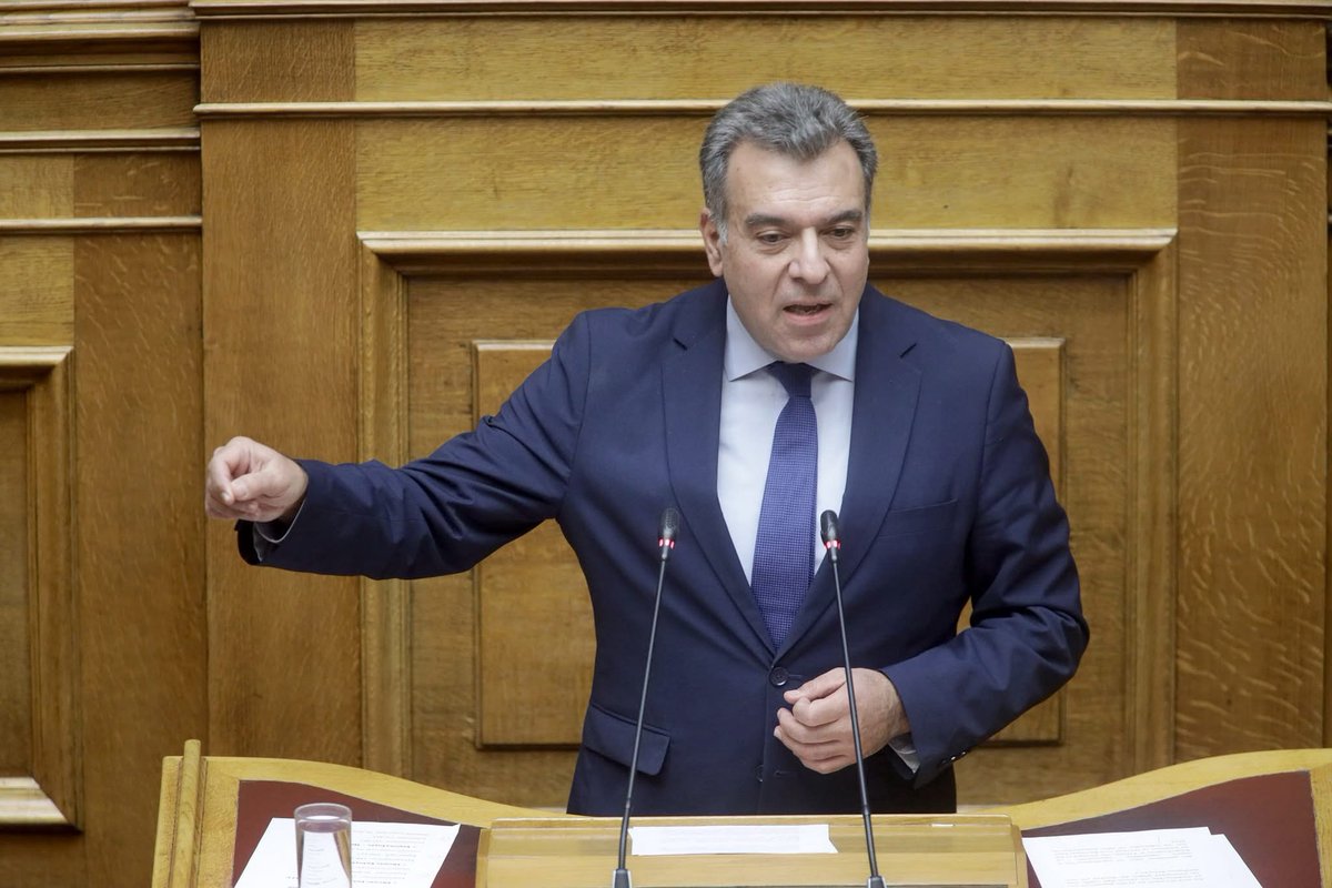 Manos Konsolas tweet media