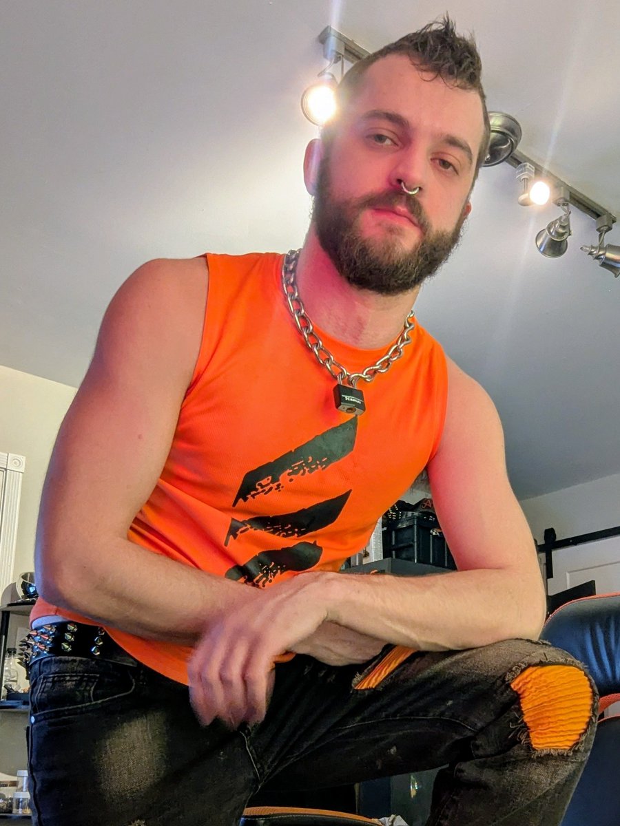 JacksonHoser's tweet photo. Winter is done. Orange mode activated 🧡 https://t.co/oiaJ7ZmcUw