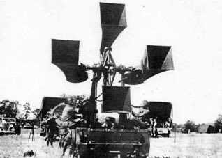 世界の武器防具百科！！ tweet media