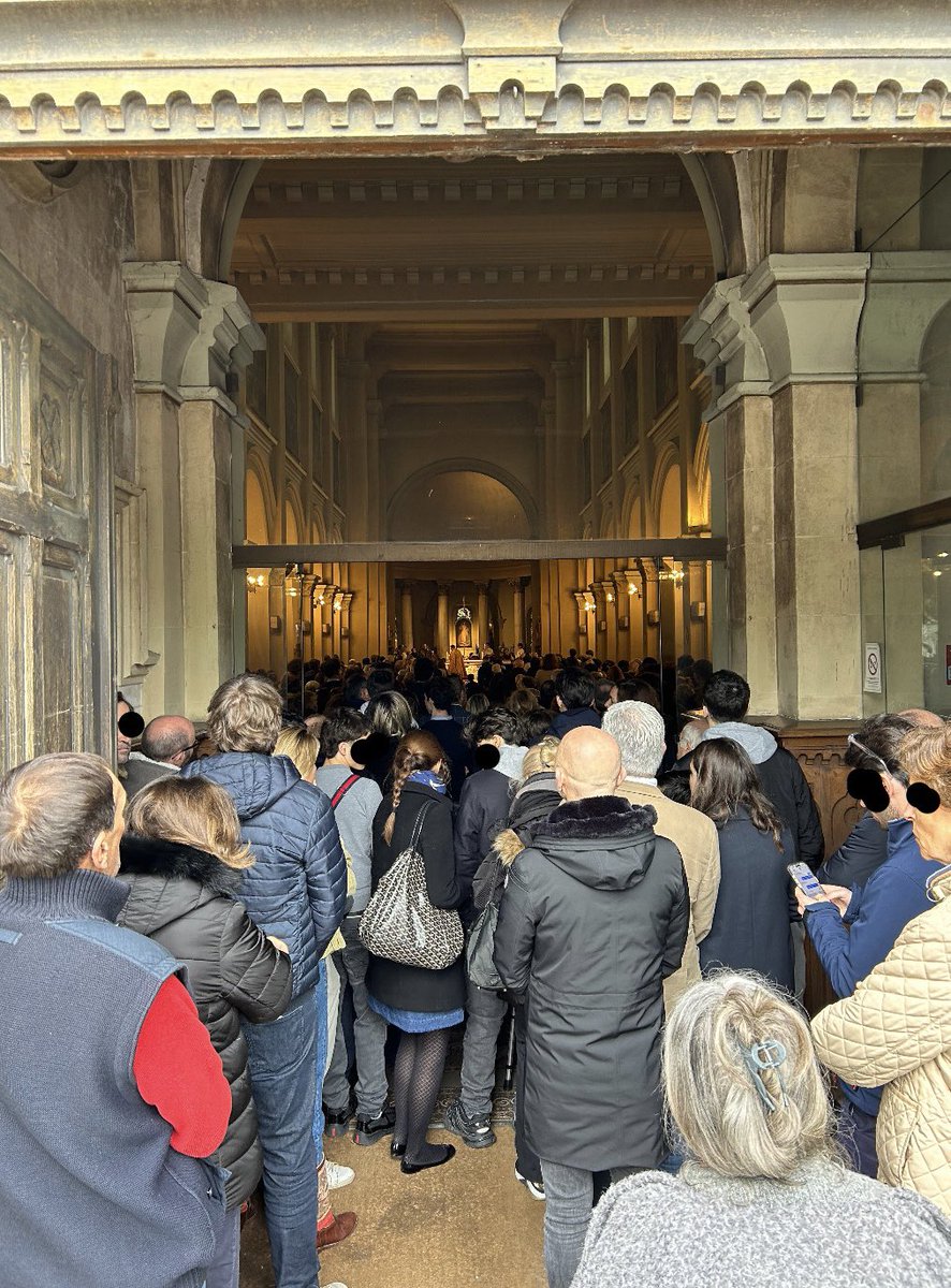 Aliénor de Rg tweet media