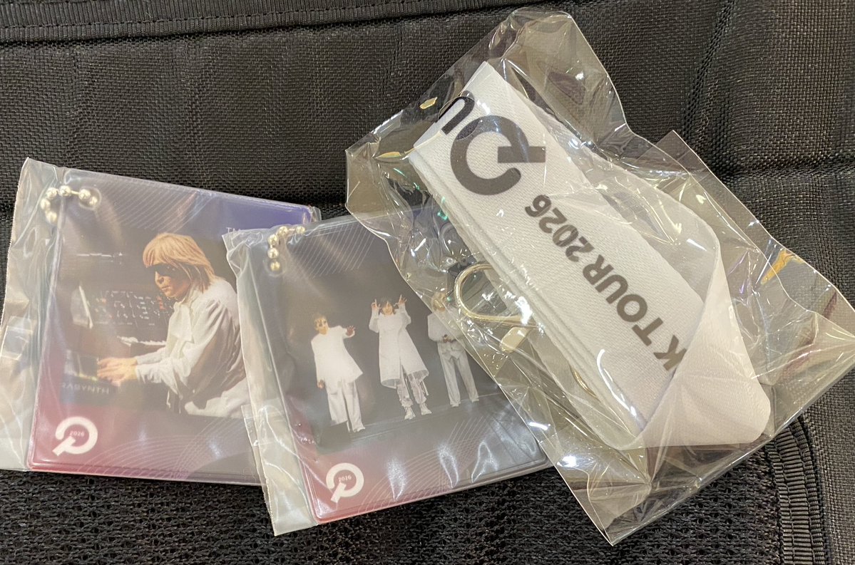 doJiChi1I81arpX's tweet image. 3回でストラップ出たら当たりの方かな？
#QUANTUM
#TMNETWORK