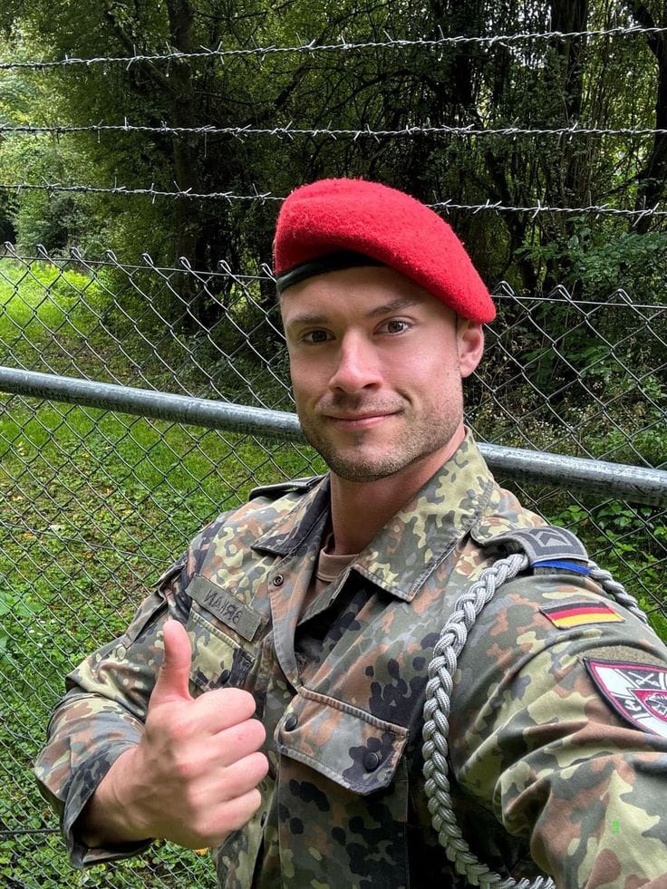 Uniform blog (@my_uniform_blog) on Twitter photo 