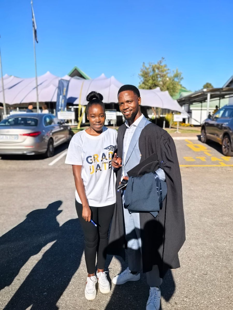 Mandela Uni Alumni tweet media