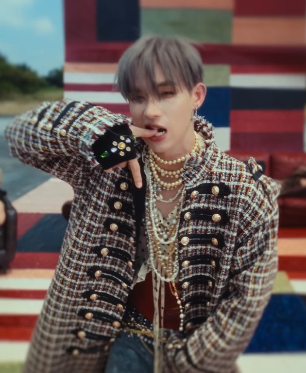 𝐉𝐚𝐬𝐦𝐢𝐧𝐞 𝐨𝐛𝐬𝐞𝐬𝐬𝐞𝐝 ♡ ︎𝐡𝐨𝐧𝐠 tweet media