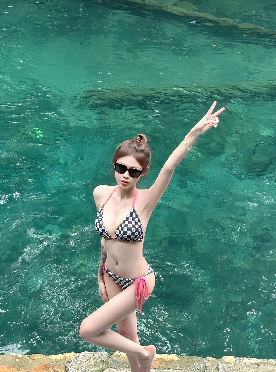 TheKateList's tweet image. 想了很多事，能变成这样或许是我最大的幸运 #Trans #TS #cd #变性 #伪娘