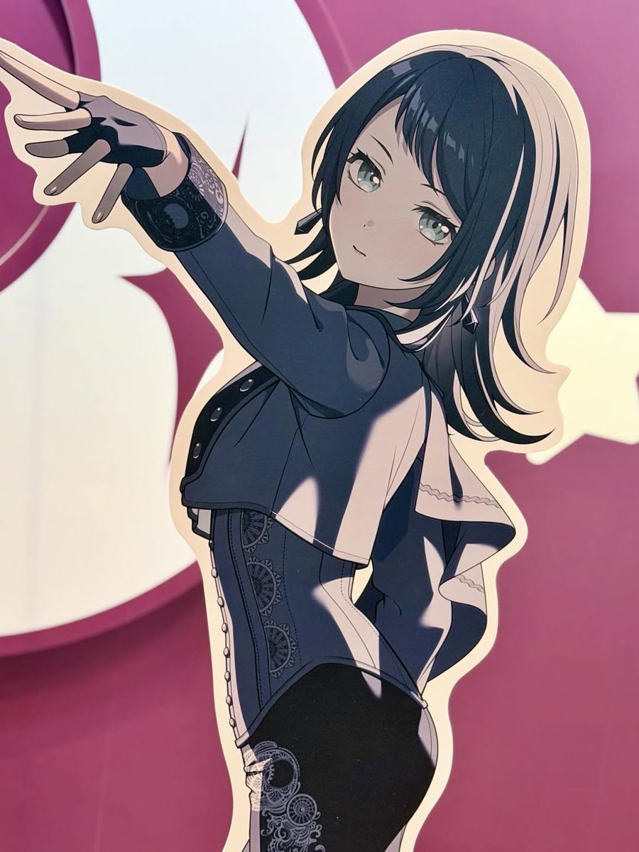 シュラ tweet media