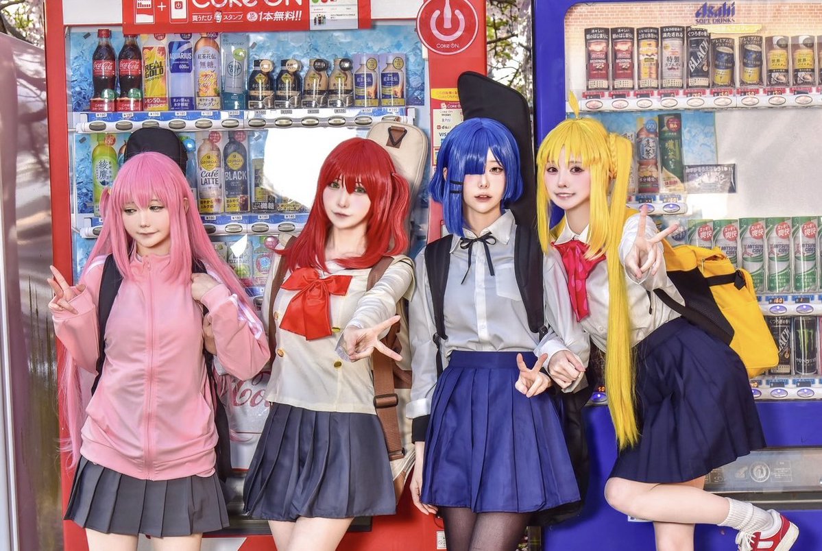 凸守スズ tweet media