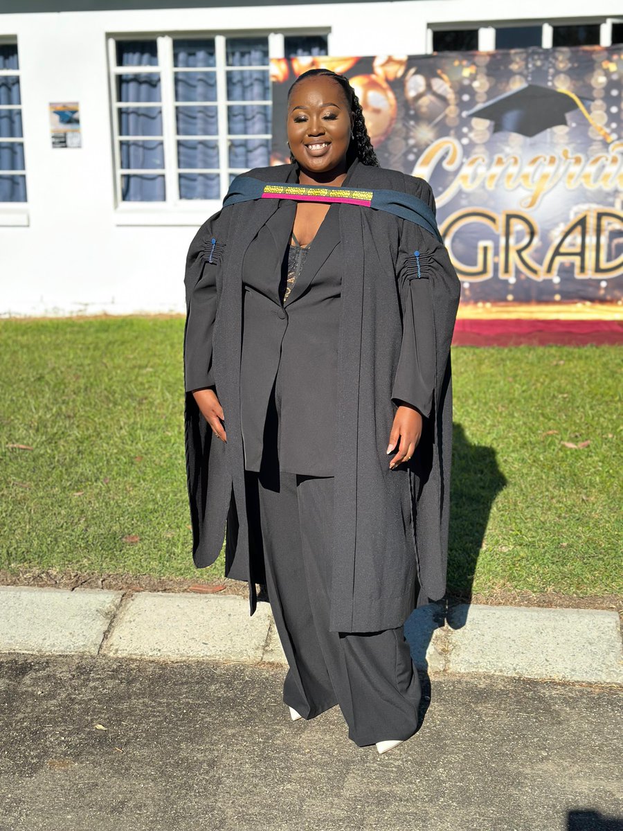 Mandela Uni Alumni tweet media