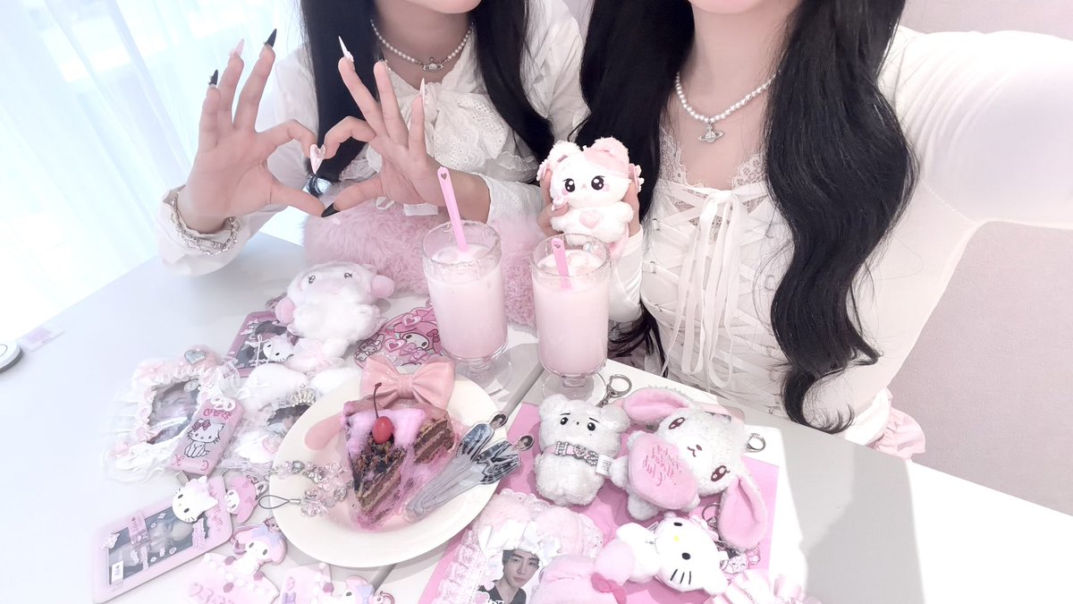 xjwwiz's tweet photo. 🎀mero mero cafe in 御茶ノ水 TωT꜆꜄♡🍒🎀 https://t.co/Mv5iE1ul1U