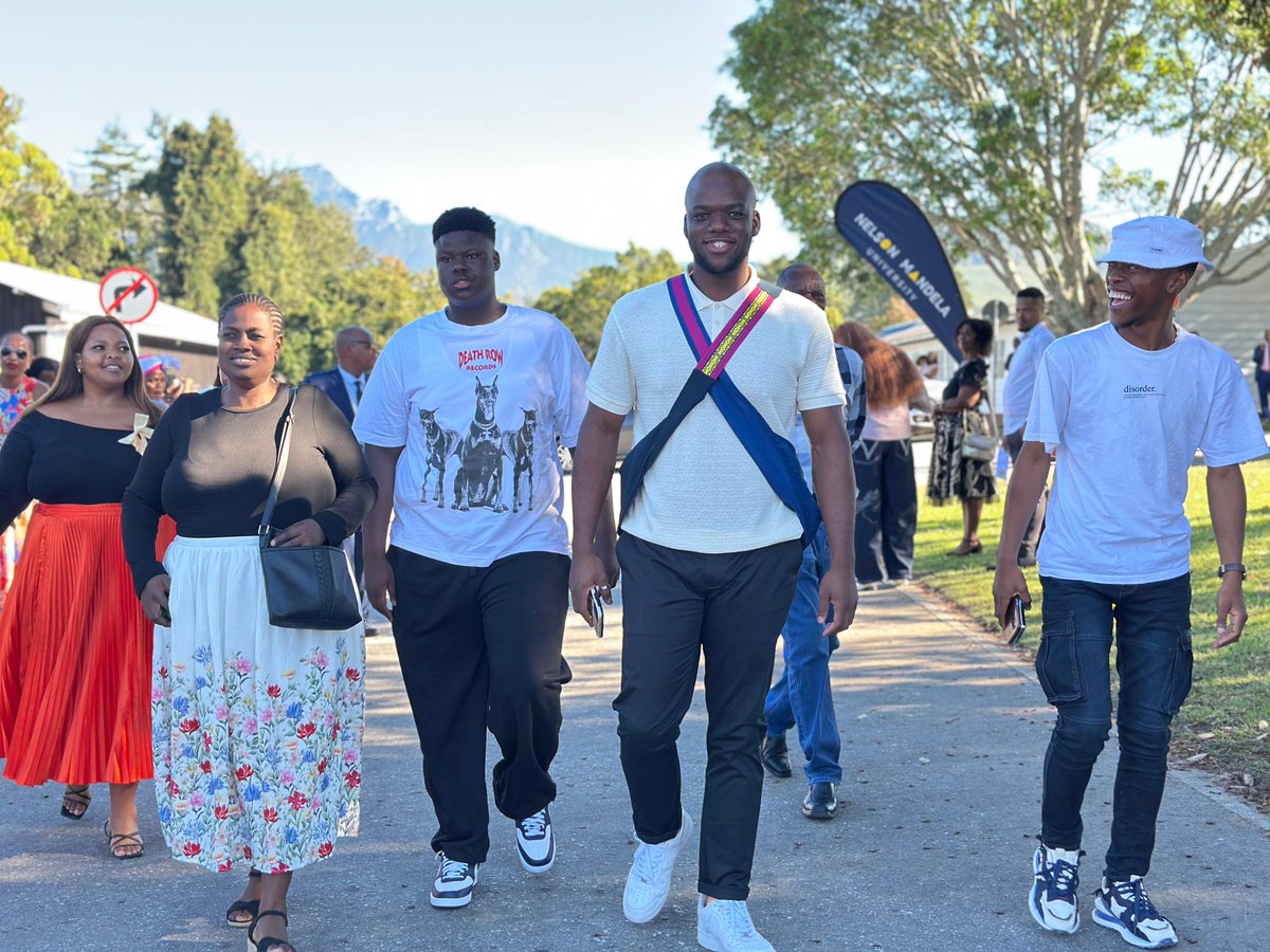 Mandela Uni Alumni tweet media