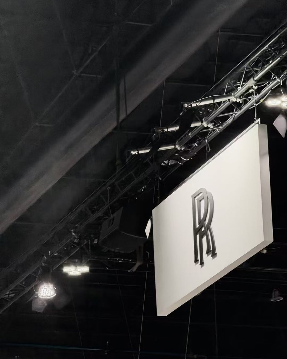 BxxmRaveewit_CNFC tweet media