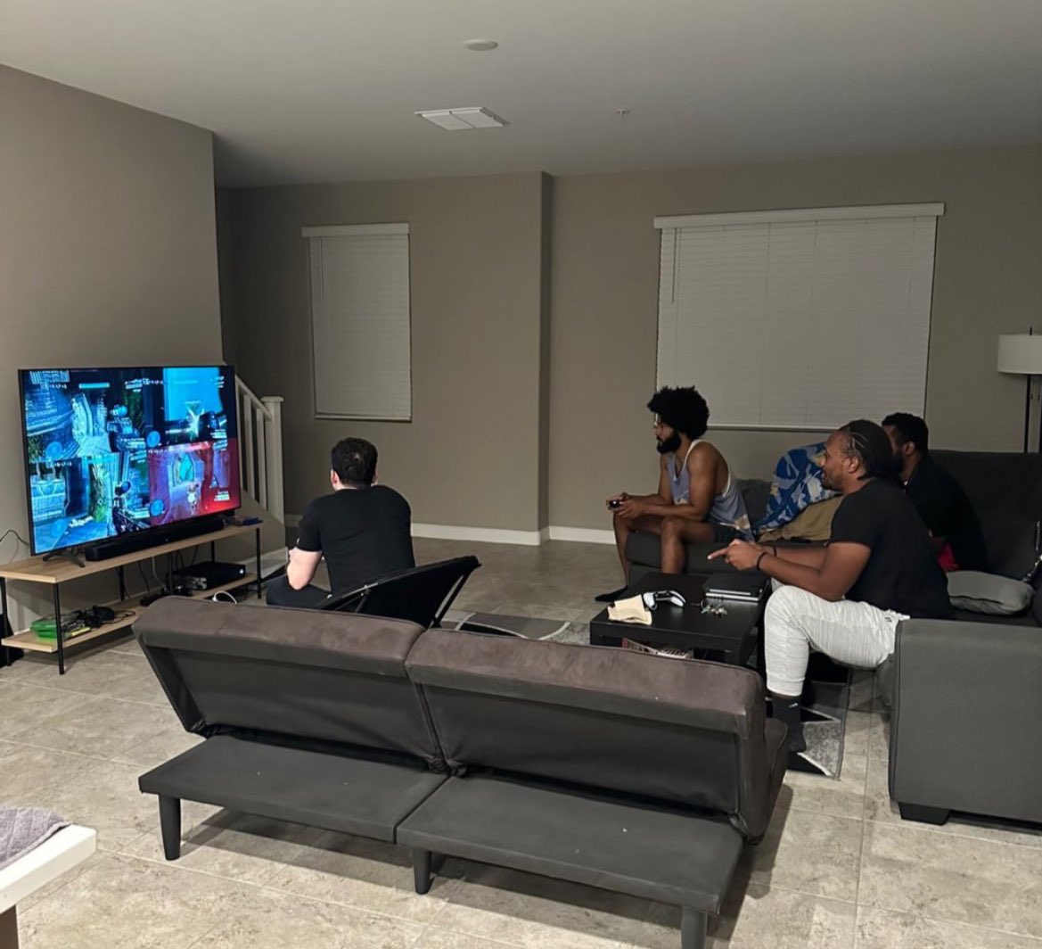 BIG DADDY tweet media