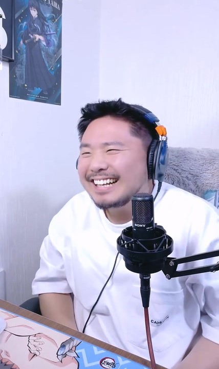 Hairy walker tweet media