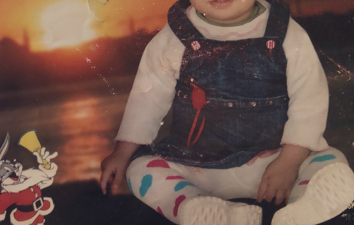 Bazen tekrar annenin küçük kızı olmak istersin🌸