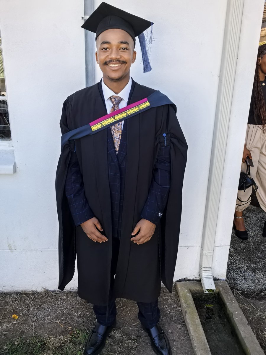 Mandela Uni Alumni tweet media
