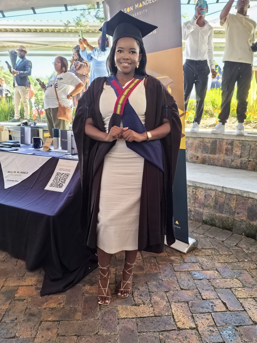 Mandela Uni Alumni tweet media