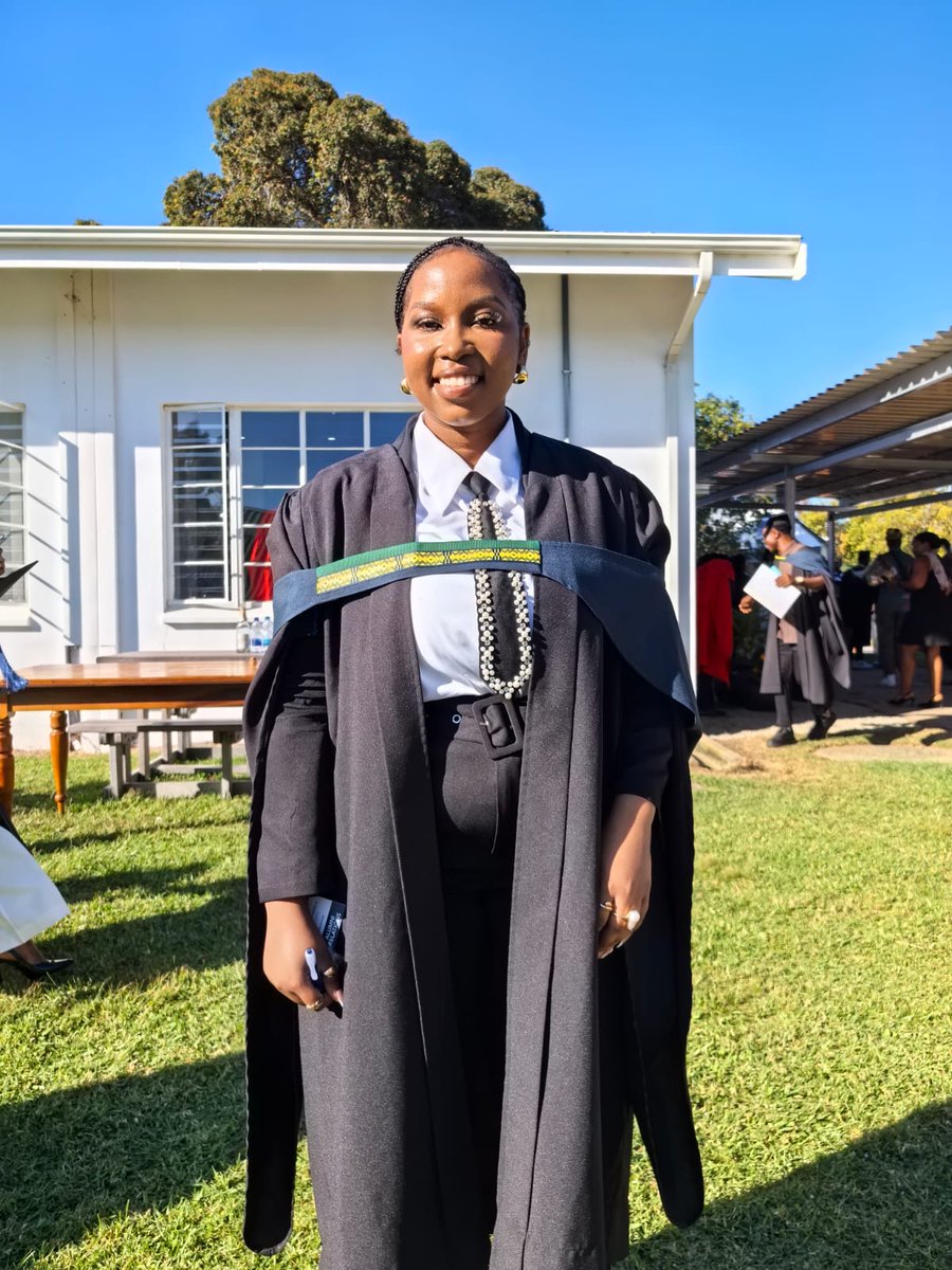 Mandela Uni Alumni tweet media