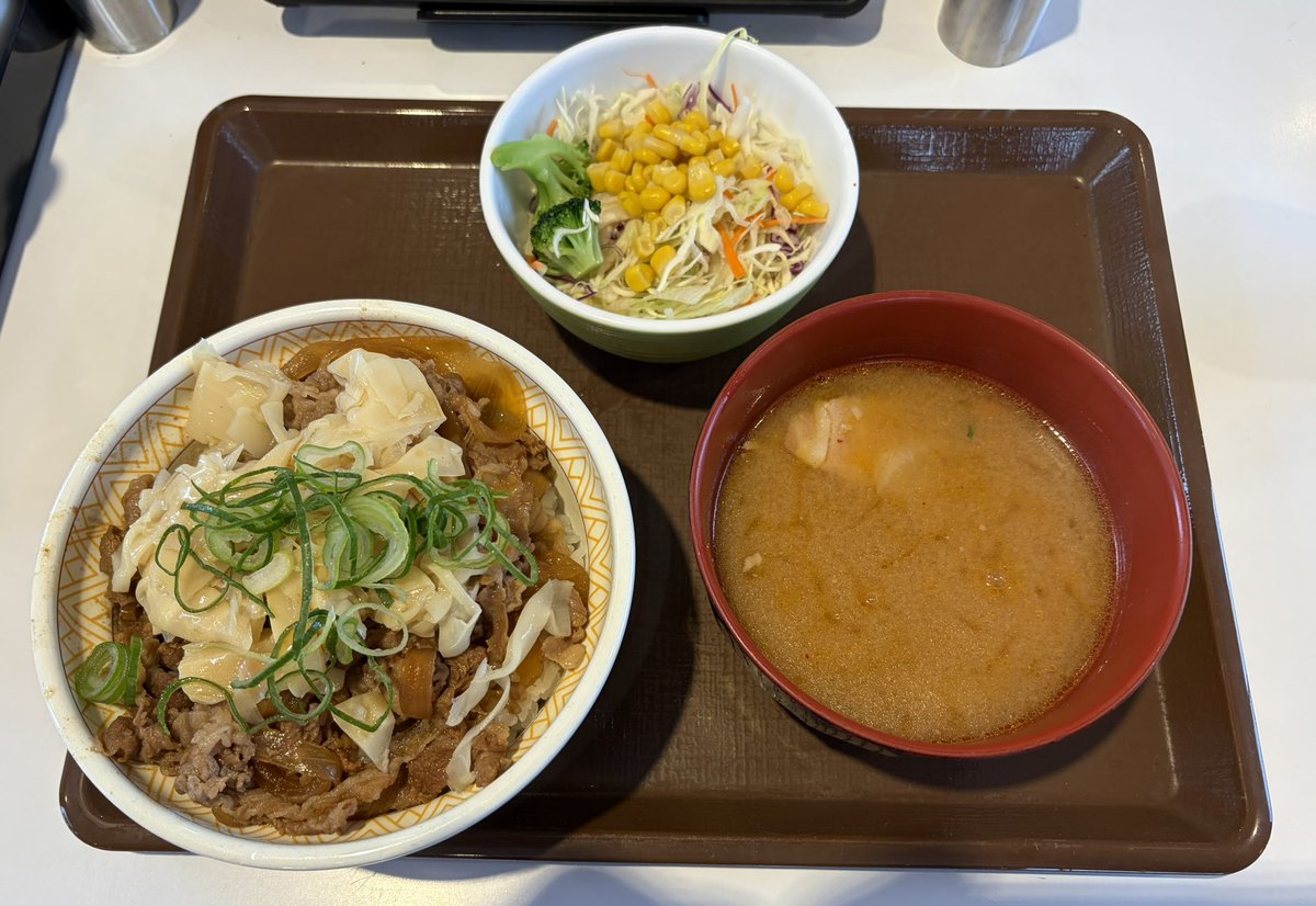 にしむー tweet media