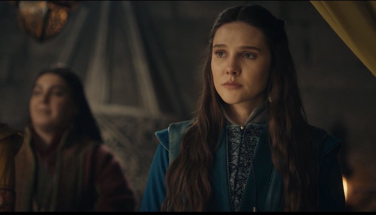 pelin söylemez tweet media