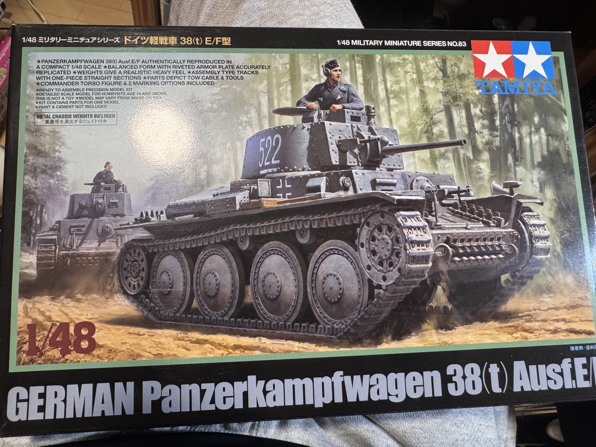 レッド 【梢】 tweet media