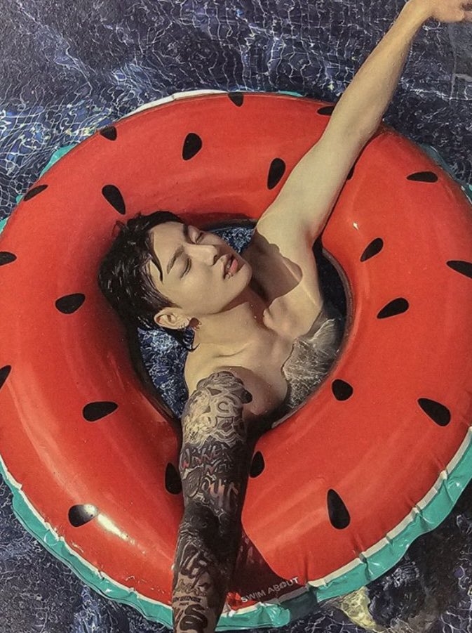 trish⁷ is seeing bts tweet media