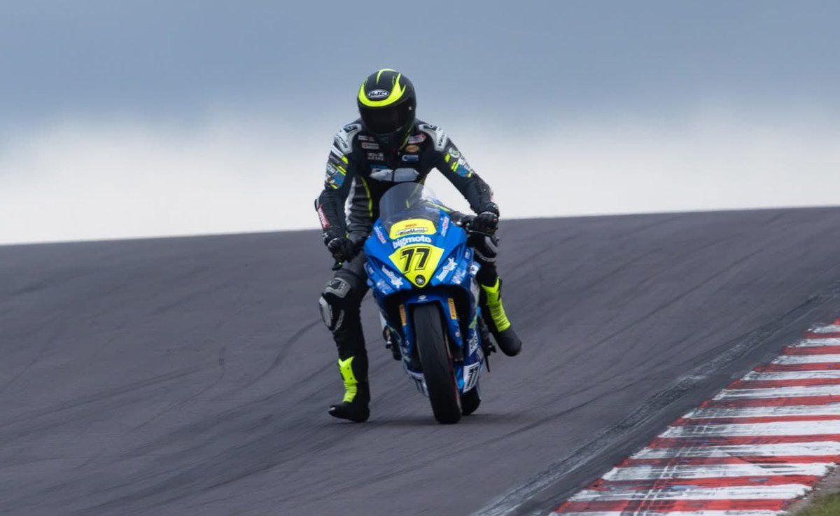 Toe down Tuesday 😂 #BSB