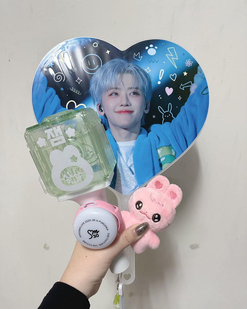 나⋆｡˚✩ tweet media