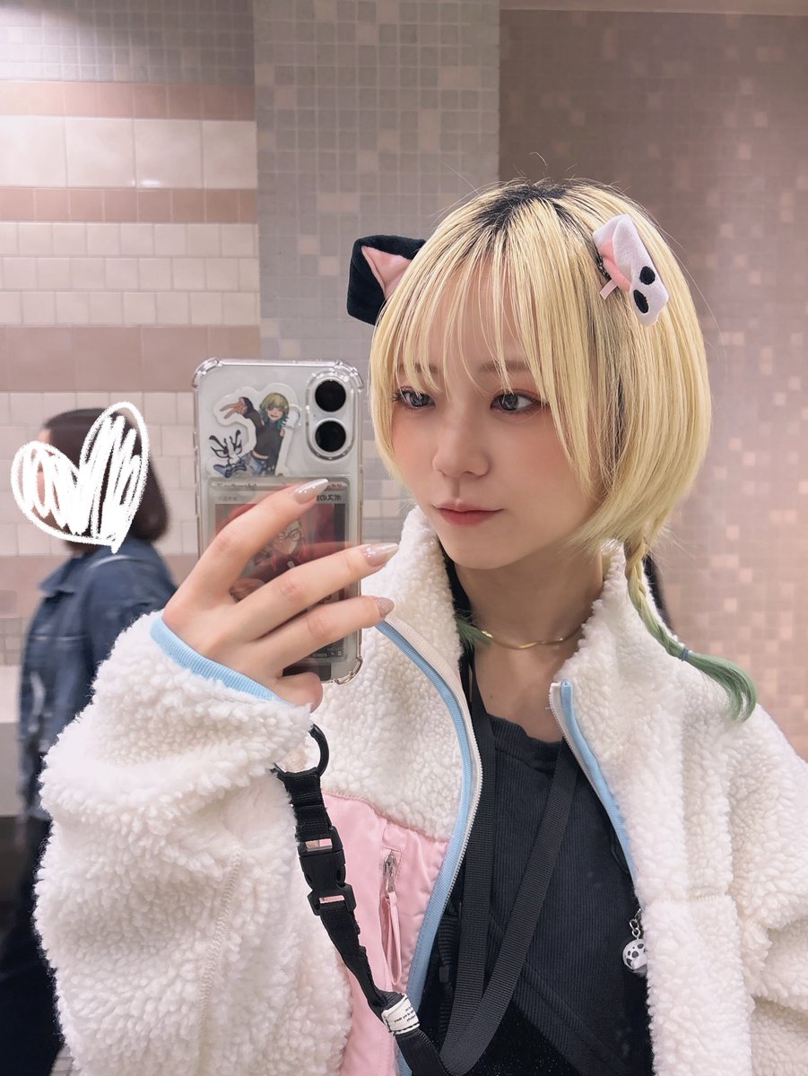 そだ tweet media