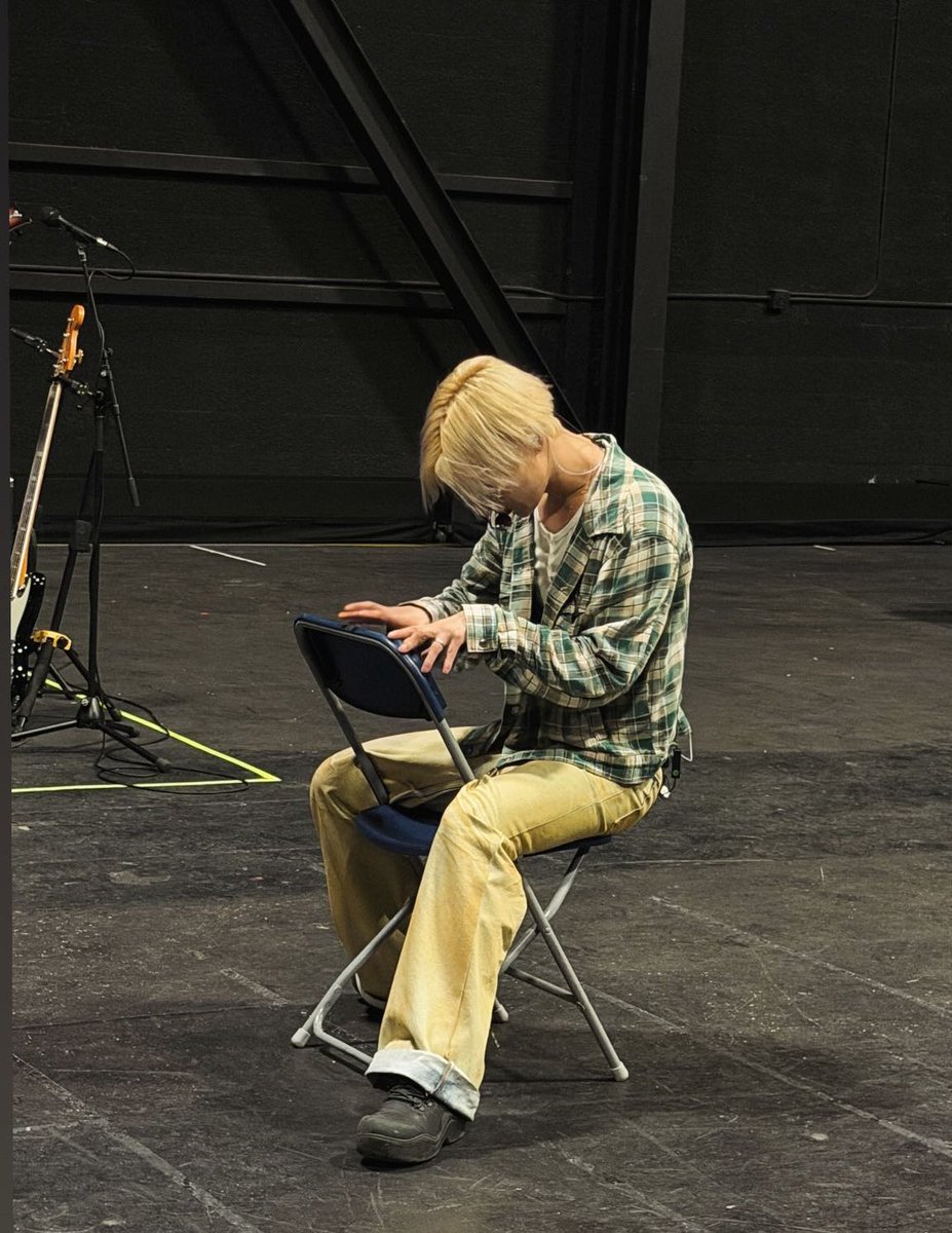 no context 콩쥐 tweet media