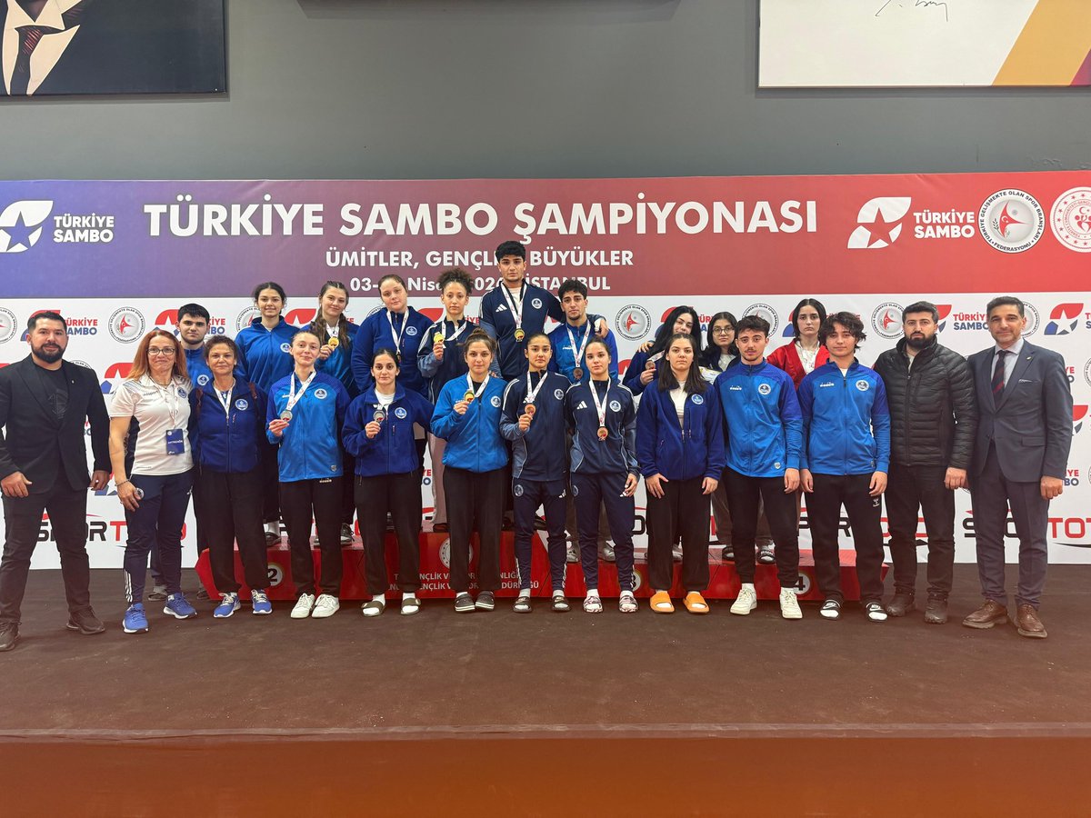 kagitspor's tweet photo. İstanbulda gerçekleştirilen Sambo Türkiye Şampiyonasında sporcularımız 9 Altın, 2 Gümüş, 6 Bronz toplam 17 madalya kazandı. 

Gençler Kategorisinde
Enes aslan 🥇
İclal Koçum 🥇
Necla Şeker🥇
Gizem Dinçer 🥈
Semanur Aslan🥈
Şeymanur Yıldız🥉
Sefa Burak Doğan🥉
Beytullah Gemici🥉

Ümitler Katagorisinde;
Kardelen Ayaydın🥇
Zeynep Aysima Savur🥇
Ceylin Mutiş🥉
Elif İclal Baştürk🥉
Derin Rüya Altunsoy🥉

Büyükler Katagorisinde;
Beyzanur Yıldıztekin 🥇
Ahmet Gökbayrak 🥇
Sidar Akkuş 🥇