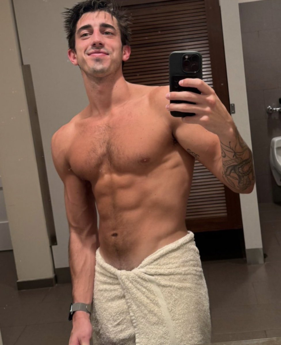 Male Central tweet media