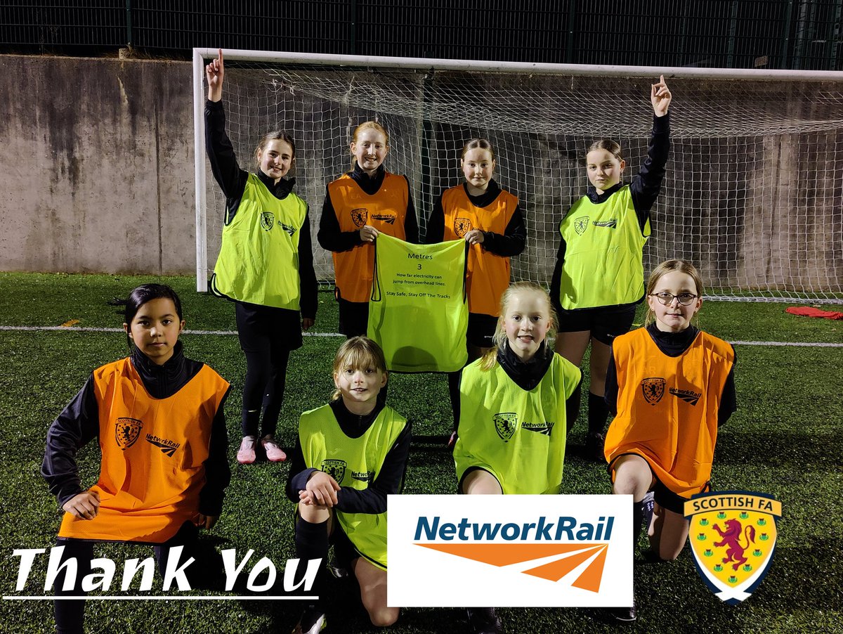 hestonroversfc's tweet photo. On behalf of the Heston Rovers 2012's and Our Under 12 Girls.
Thanks to @NetworkRailSCOT @ScottishFA for their support.
@ScotFASouthWest
@BTPScotland
Oliver Mundell https://t.co/q3Guxk109n