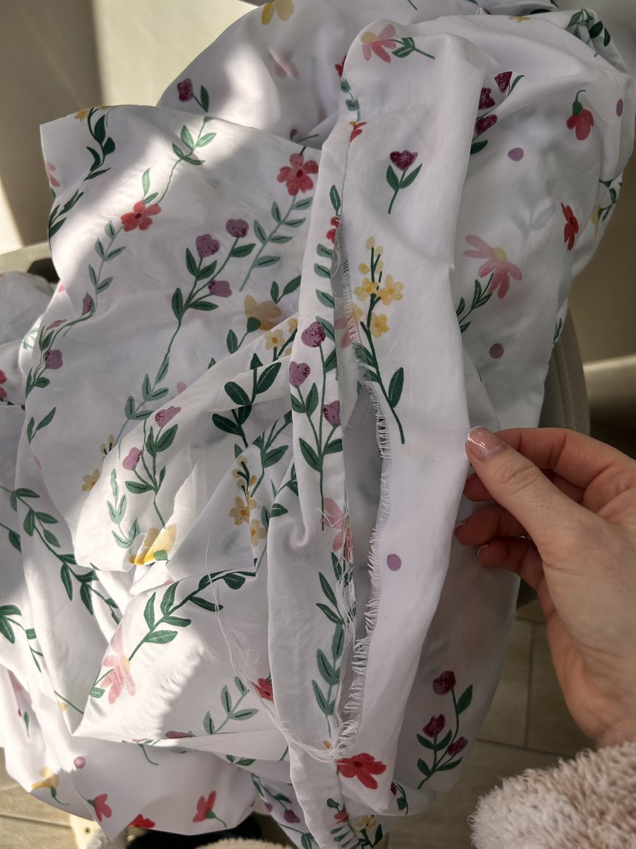 Mrs Light tweet media