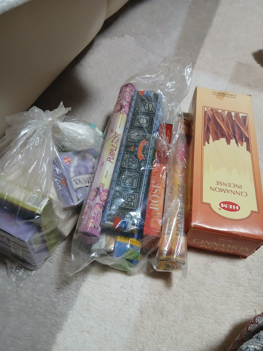 いねこ tweet media