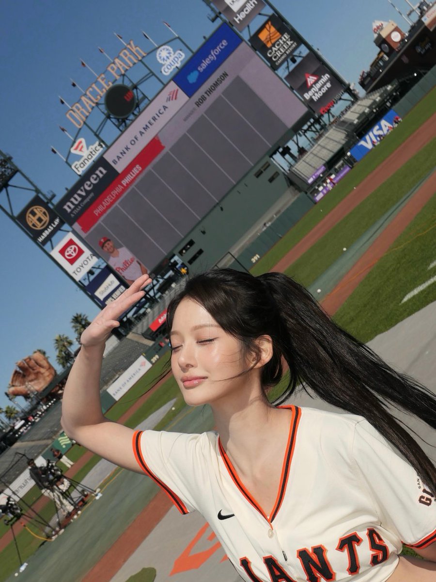 nmixx pics tweet media