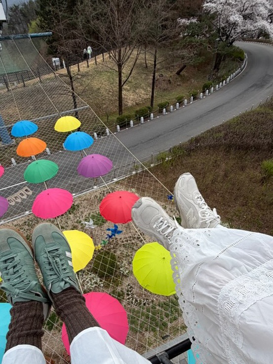 260407 #RYUJIN #류진 (@iamfinethankyouandryu) Instagram.

🎵 High4, IU - Not Spring, Love, or Cherry Blossoms