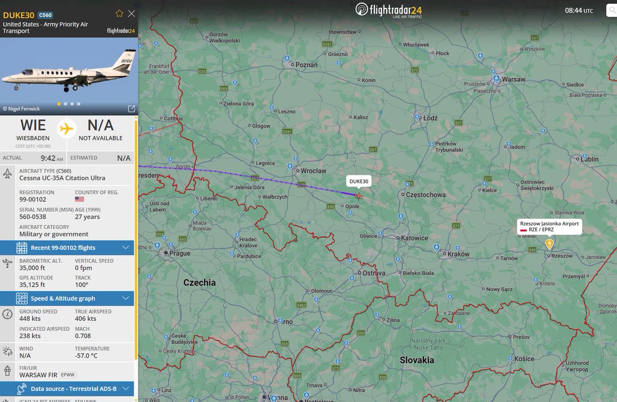 PolishMilRadar's tweet image. 📅 07.04 🕓 10:44LT - 🇺🇸✈️ Cessna UC-35A #USArmy do Rzeszowa 

🇺🇸 Armia Stanów Zjednoczonych #USArmy 
✈️ Cessna UC-35A Citation Ultra | Reg: "99-00102"
🛫 Baza Lotnicza Wiesbaden #ETOU | Niemcy 🇩🇪
🛬 Port Lotniczy Rzeszów Jasionka #EPRZ 🇵🇱
#DUKE30 leci na FL350 (10 668 metrów)
🔗