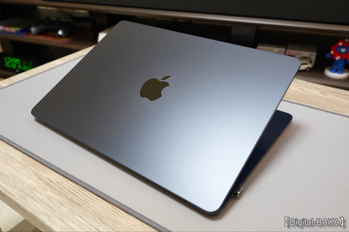 Digital_BAKA's tweet image. MacBook Air（M5）のミッドナイトが美しい…惚れ惚れする(´Д` )

ども、マカー（Apple信者）のデジーです。

#MacBookAir   
amzn.to/4vxtLLN
