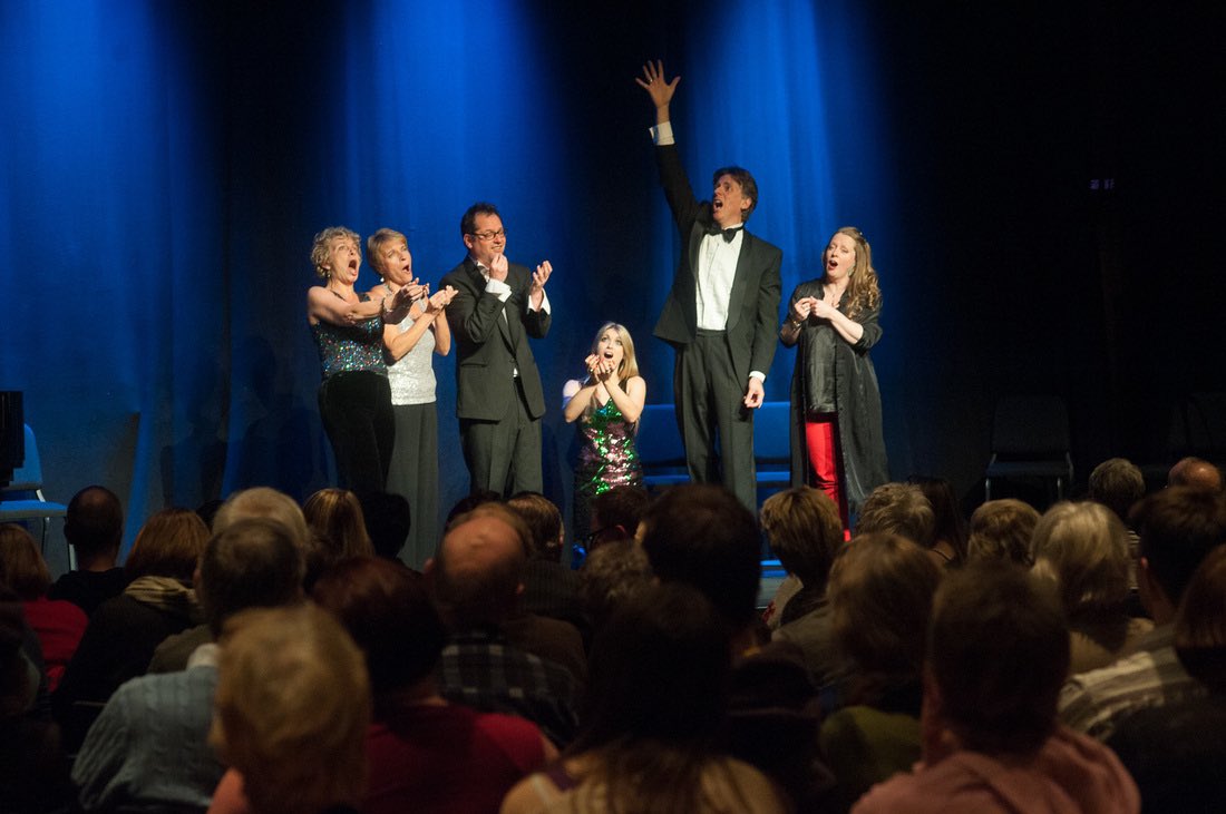 Hoopla Impro tweet media