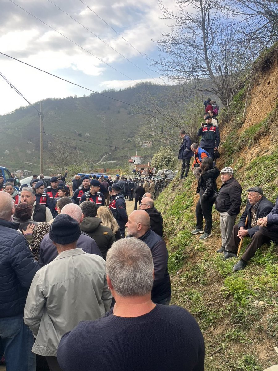 Gökçe Katun tweet media